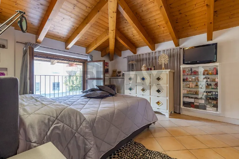 Villa in vendita a Comabbio - foto 9