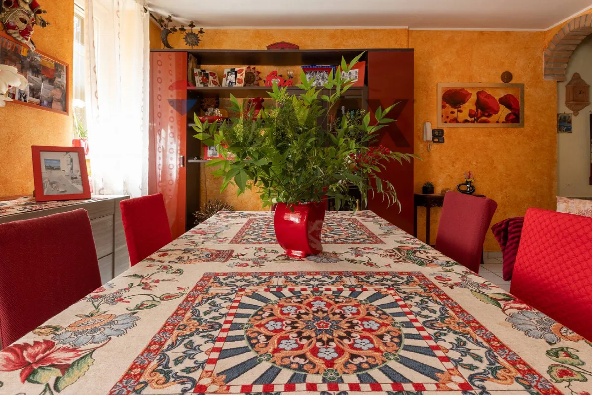 Casa Indipendente in vendita a Cazzago Brabbia - foto 4