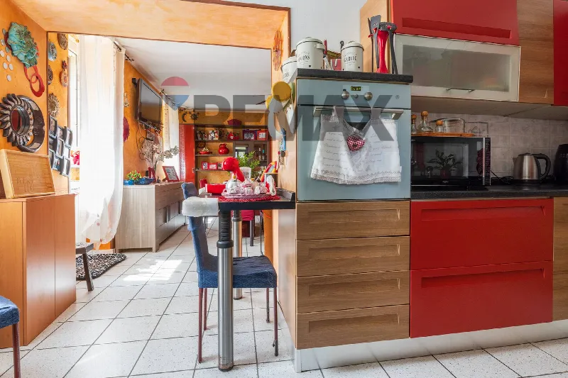 Casa Indipendente in vendita a Cazzago Brabbia - foto 9