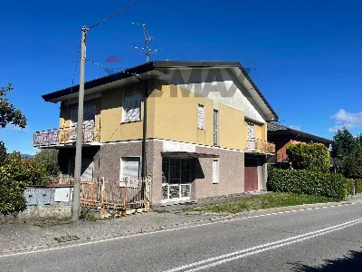 Villa a Gavirate
