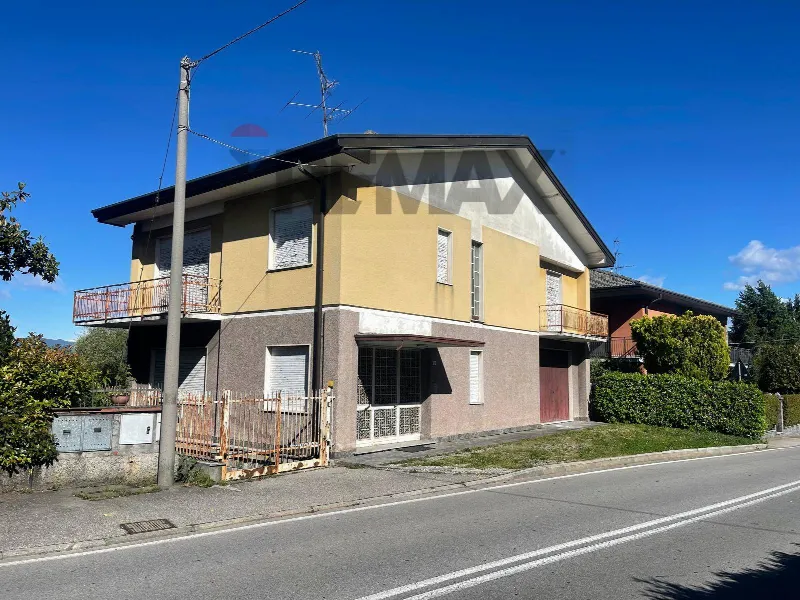Villa in vendita a Gavirate - foto 1
