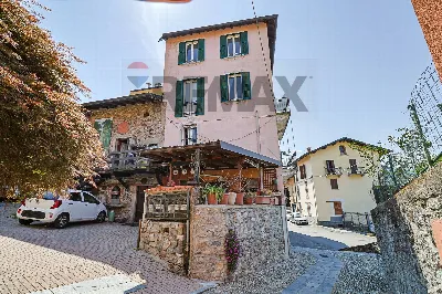 Casa Indipendente in vendita a Cunardo - foto 1