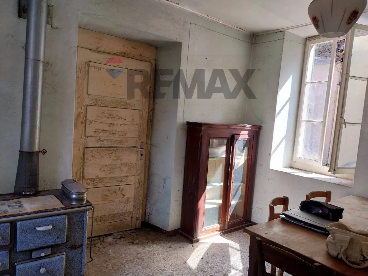 Casa Indipendente in vendita a Cremenaga - foto 4
