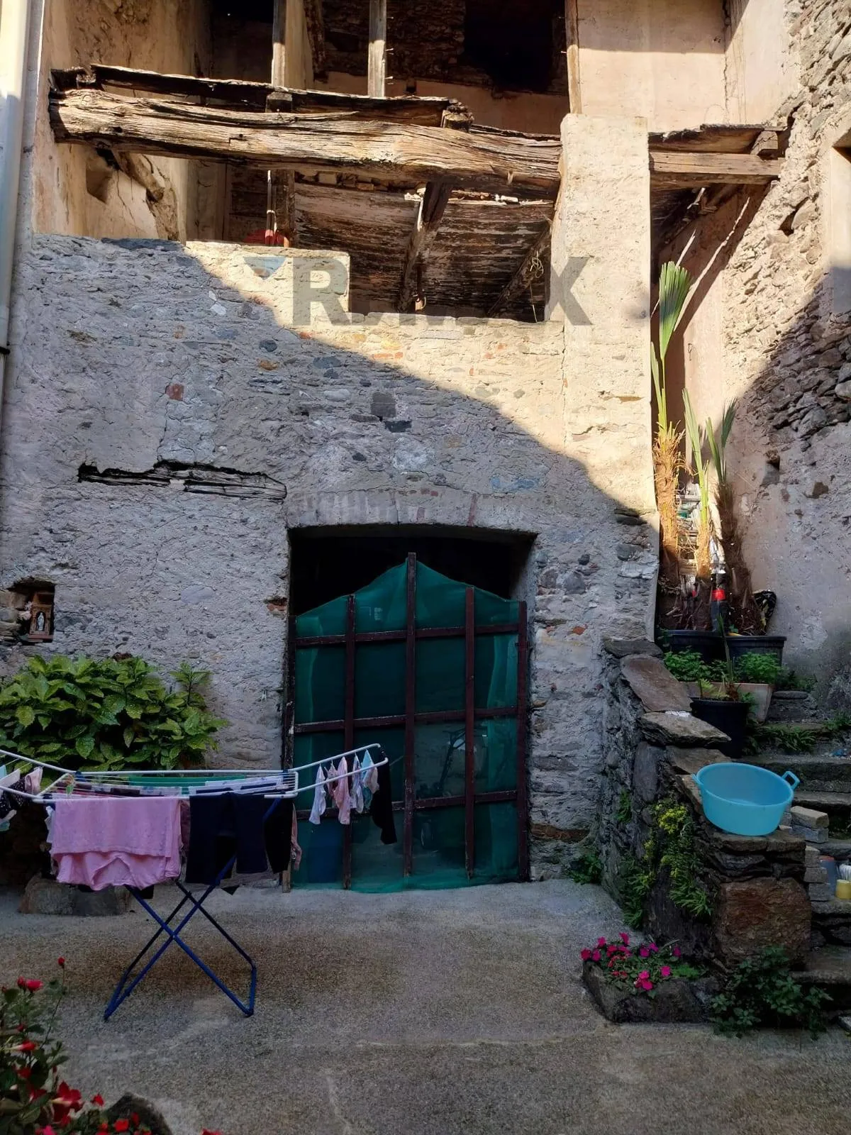 Rustico/Casale in vendita a Castelveccana - foto 2
