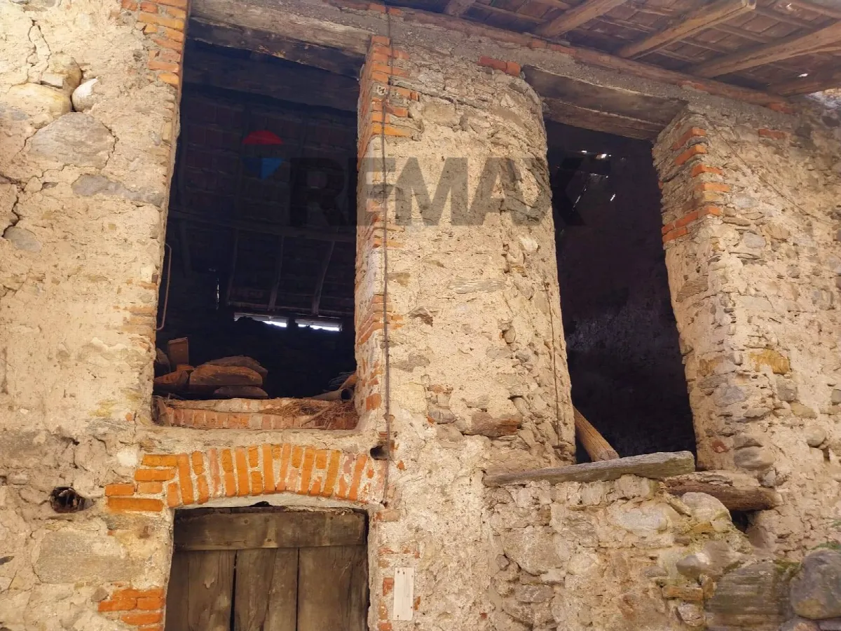 Rustico/Casale in vendita a Castelveccana - foto 5