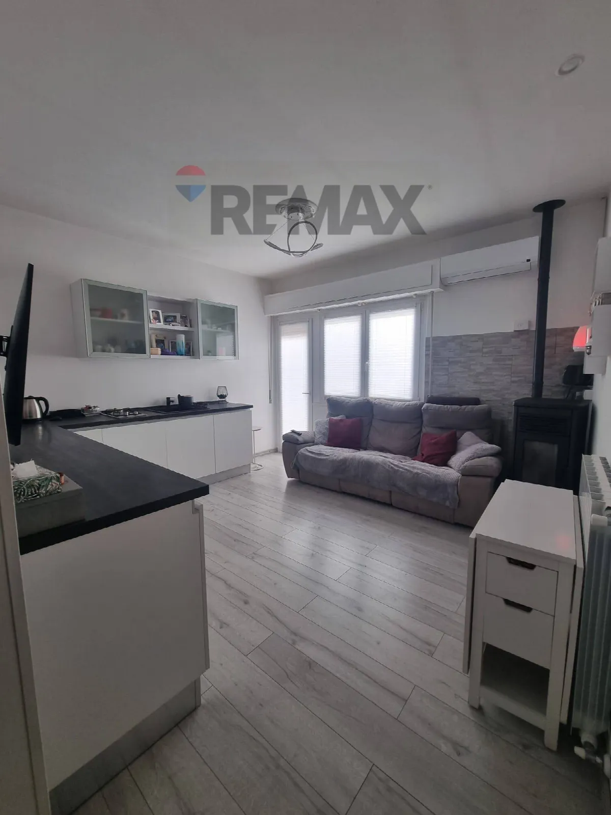 Casa Indipendente in vendita a Luino - foto 2