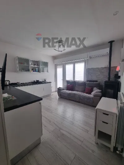 Casa Indipendente in vendita a Luino - foto 2