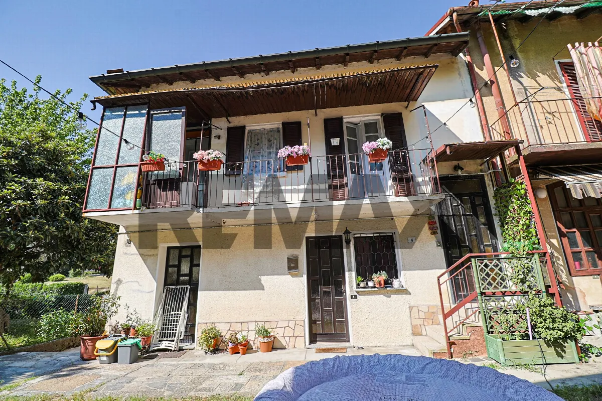 Casa Indipendente in vendita a Gavirate - foto 2