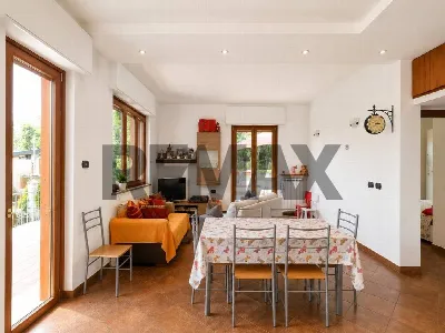 Villa in vendita a Leggiuno - foto 9
