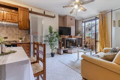 Casa Indipendente in vendita a Cuveglio - foto 2