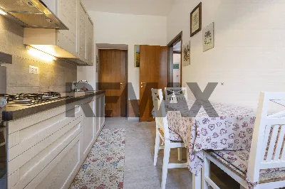 Casa Indipendente in vendita a Cocquio-Tre... - foto 8