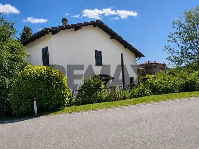 Villa in vendita a Casalzuigno - foto 4