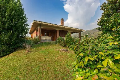 Casa Indipendente in vendita a Mesenzana - foto 1