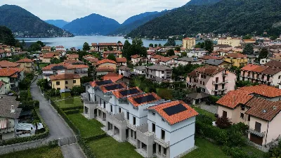 Villa in vendita a Porto Ceresio - foto 1