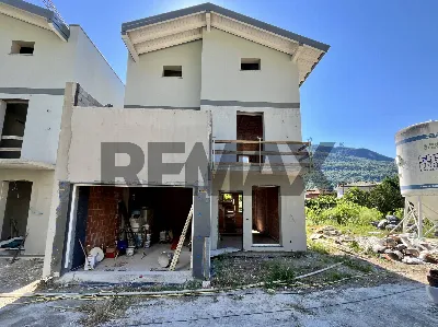 Villa in vendita a Porto Ceresio - foto 2
