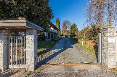 Casa Indipendente in vendita a Buguggiate - foto 6