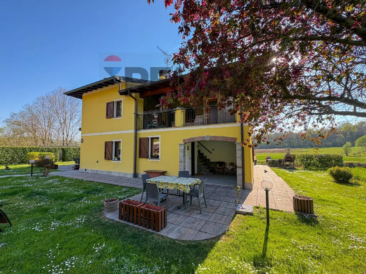 Casa Indipendente in vendita a Viggiù - foto 2