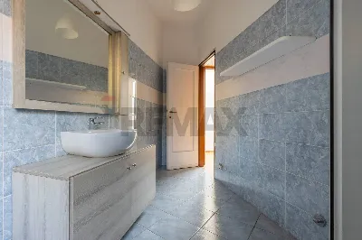 Casa Indipendente in vendita a Castronno - foto 10