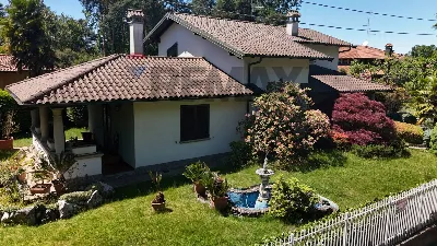 Villa a Carnago