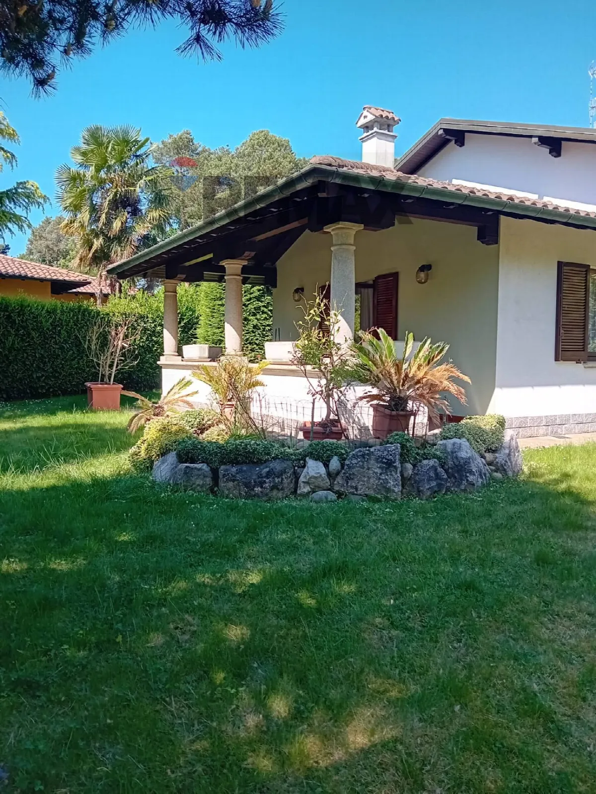 Villa in vendita a Carnago - foto 2