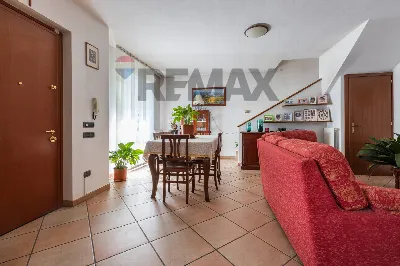 Casa Indipendente in vendita a Viggiù - foto 10