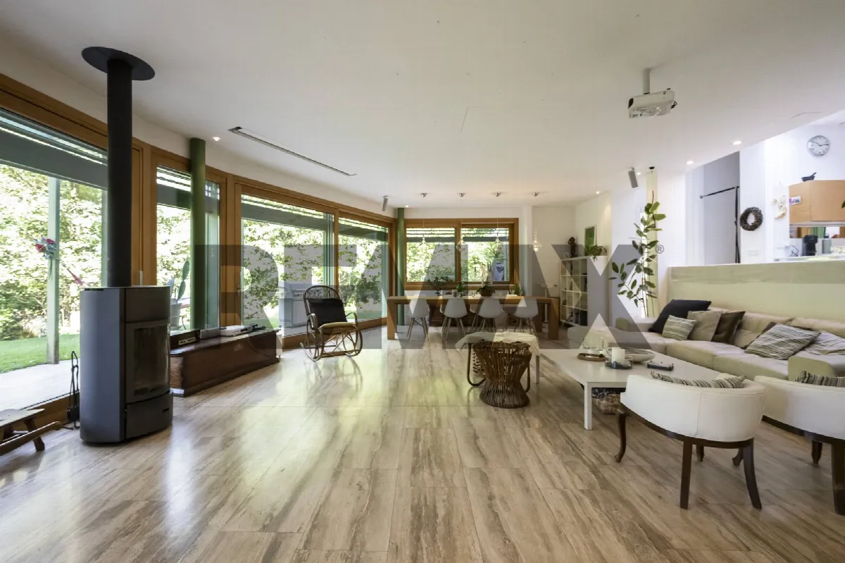 Villa in vendita a Marchirolo - foto 2
