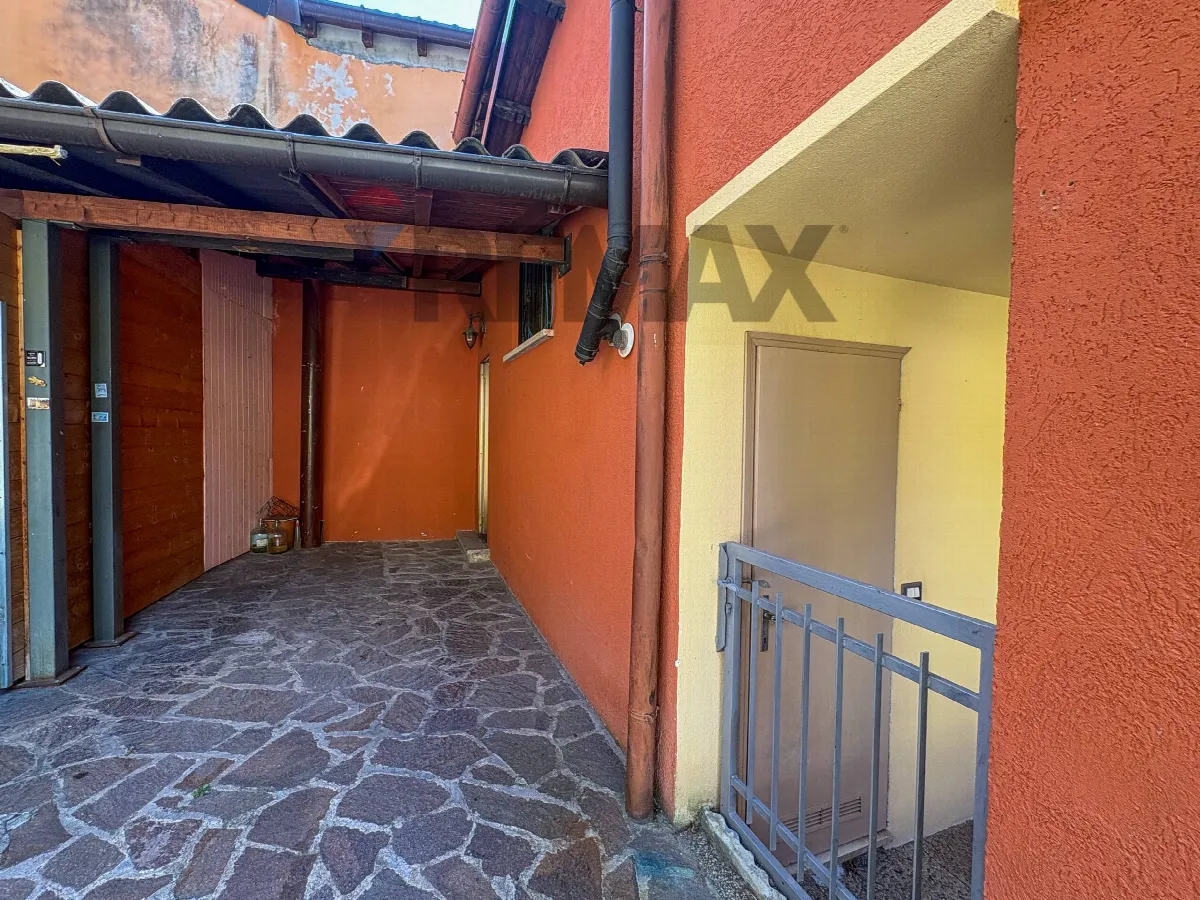 Casa Indipendente in vendita a Viggiù - foto 4