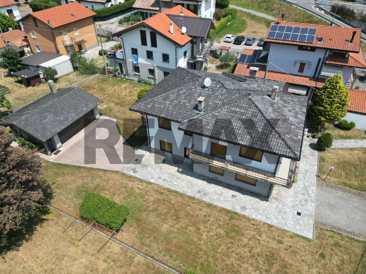 Casa Indipendente in vendita a Induno Olona - foto 3