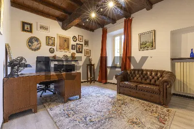 Palazzo/Stabile in vendita a Cuasso al Mon... - foto 3