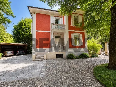 Villa a Varese
