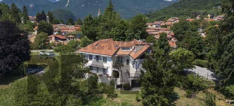 Villa in vendita a Viggiù - foto 1