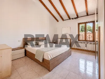 Casa Indipendente in vendita a Arcisate - foto 5