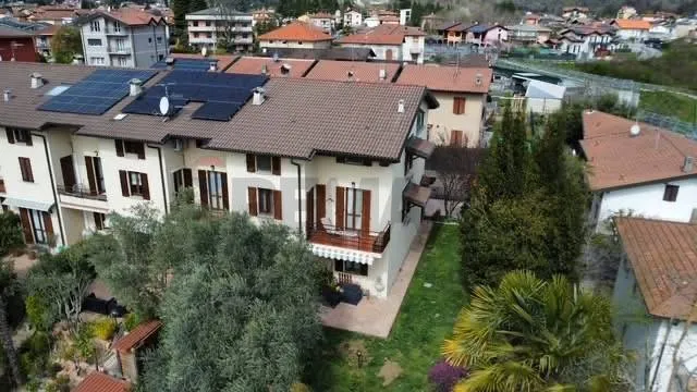 Villa in vendita ad Arcisate - foto 1