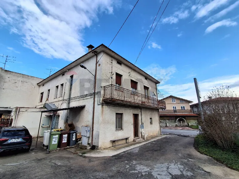 Casa Indipendente in vendita ad Altino - foto 1