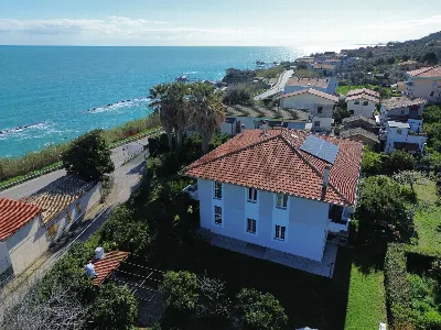 Casa Indipendente in vendita a Rocca San G... - foto 1