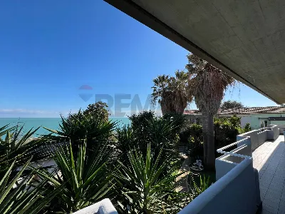 Casa Indipendente in vendita a Rocca San G... - foto 1