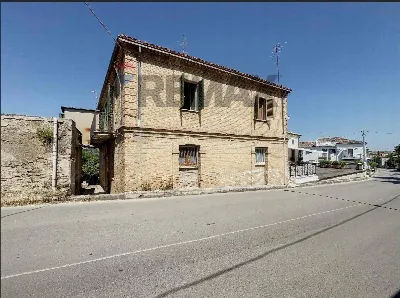 Casa Indipendente in vendita a Lanciano - foto 1