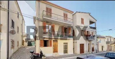 Casa Indipendente a Villalfonsina