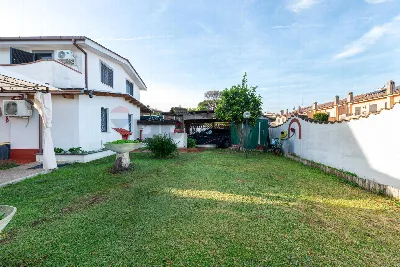 Villa in vendita a Roma, Axa, Casal Palocc... - foto 2
