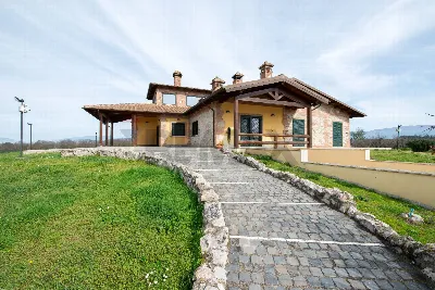 Villa in vendita a Palombara Sabina - foto 1