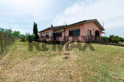 Villa in vendita a Palombara Sabina - foto 2