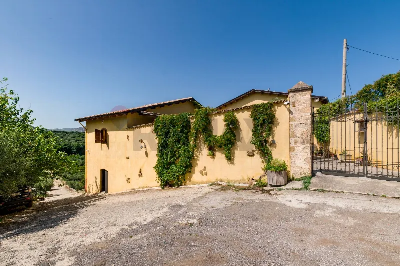 Rustico/Casale in vendita a Carini - foto 1