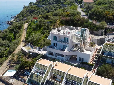 Palazzo/Stabile in vendita a Cefalù - foto 1