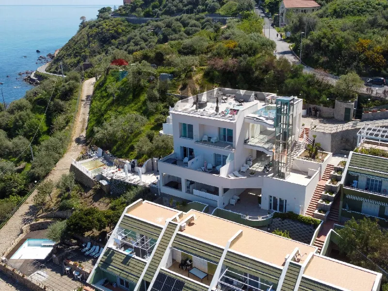 Palazzo/Stabile in vendita a Cefalù - foto 1