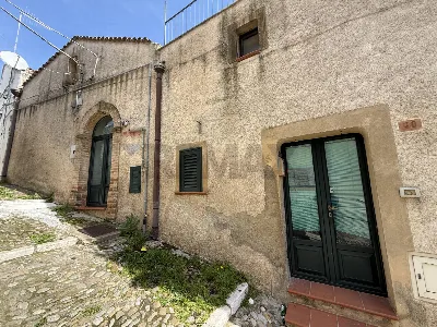Casa Indipendente in vendita a Grassano - foto 1