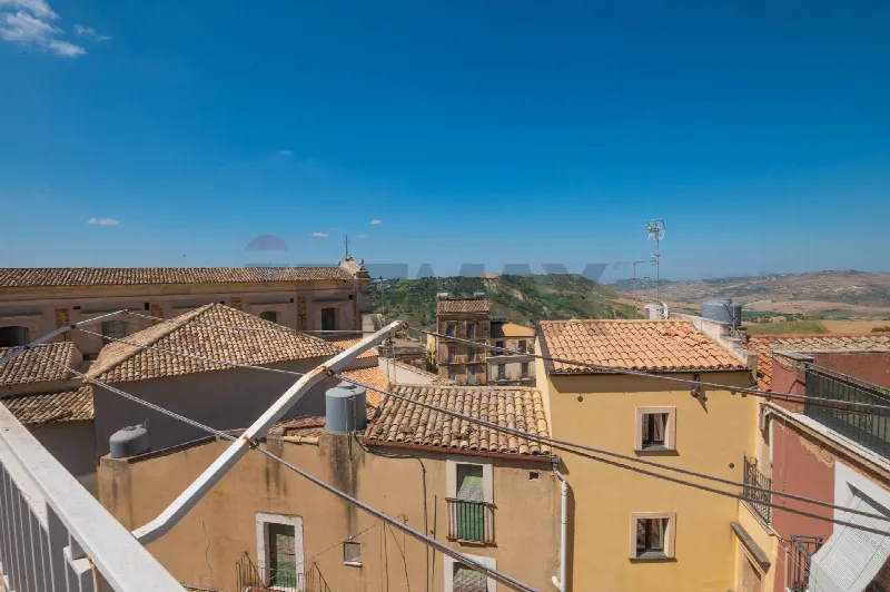 Casa Indipendente in vendita a Caltagirone - foto 1