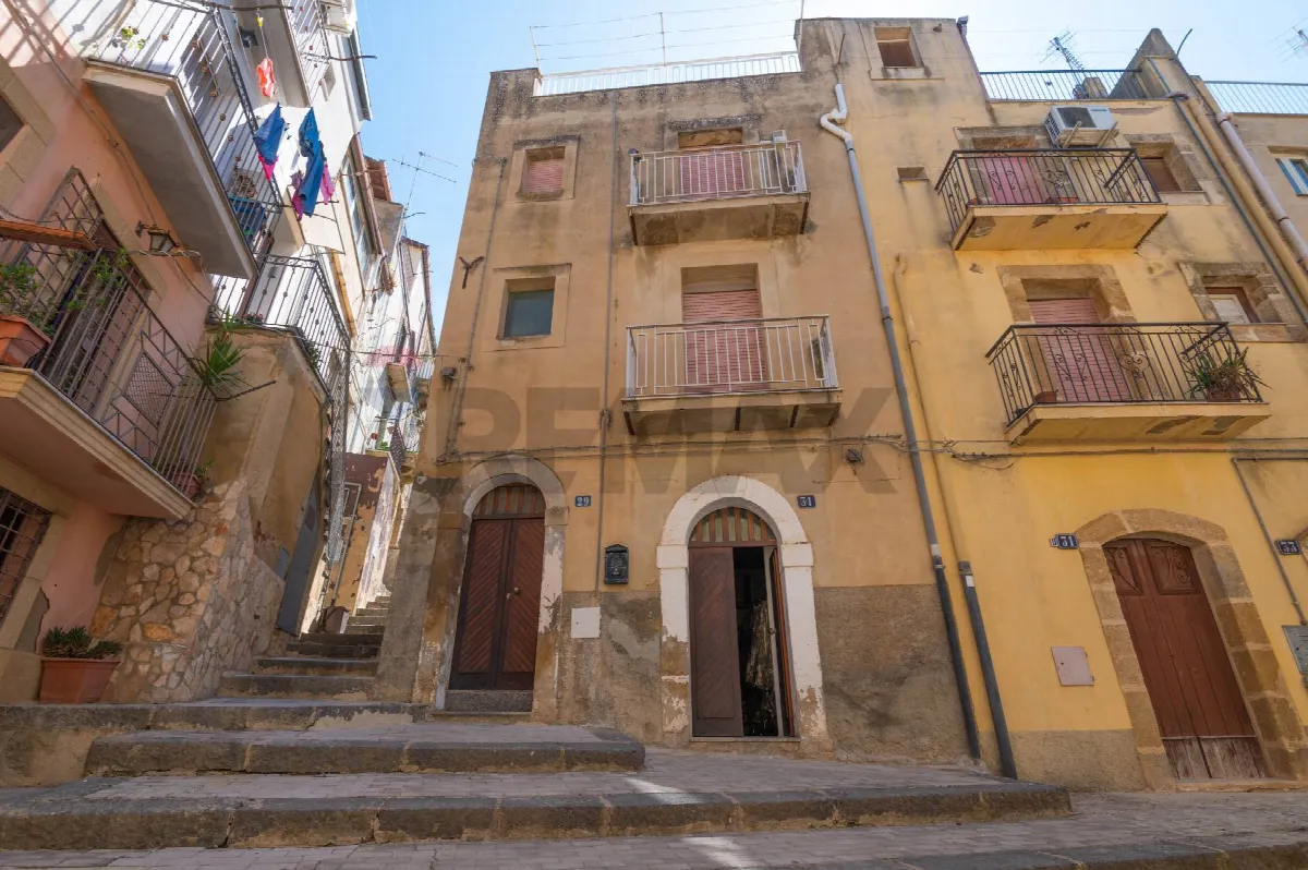 Casa Indipendente in vendita a Caltagirone - foto 2