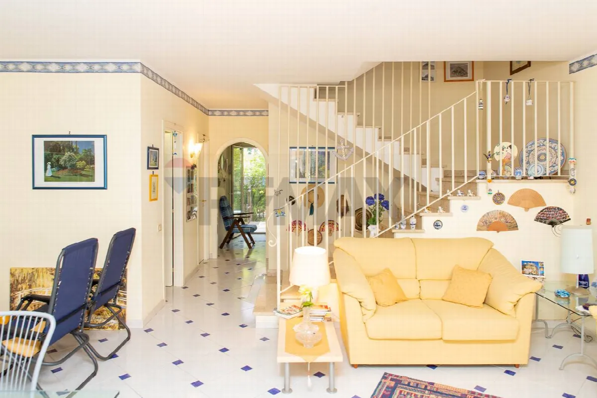 Villa in vendita a Giardini-Naxos - foto 4