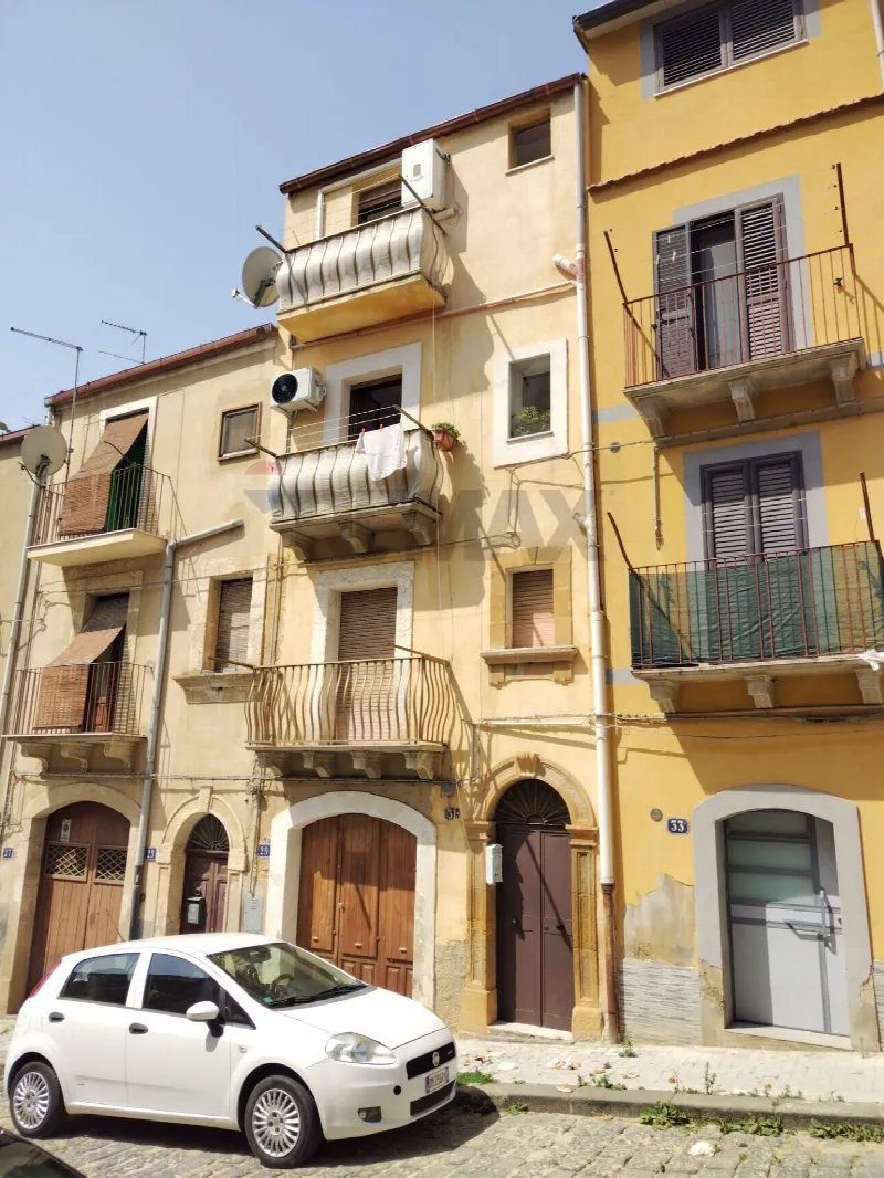 Casa Indipendente in vendita a Caltagirone - foto 1