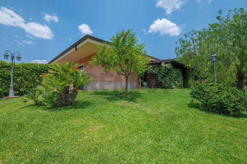 Villa in vendita a Caltagirone - foto 1